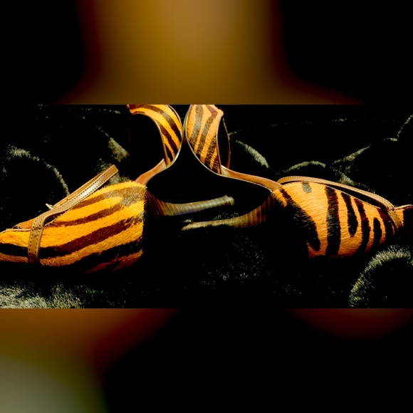 BCBGMaxAzria Animal Print Heels New. Size 7.5 - Picture 5 of 10